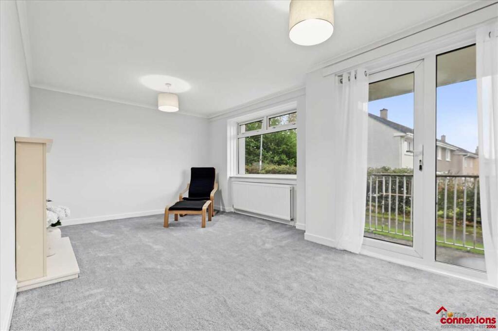 Robertson Drive, Calderwood, EAST KILBRIDE photo 2