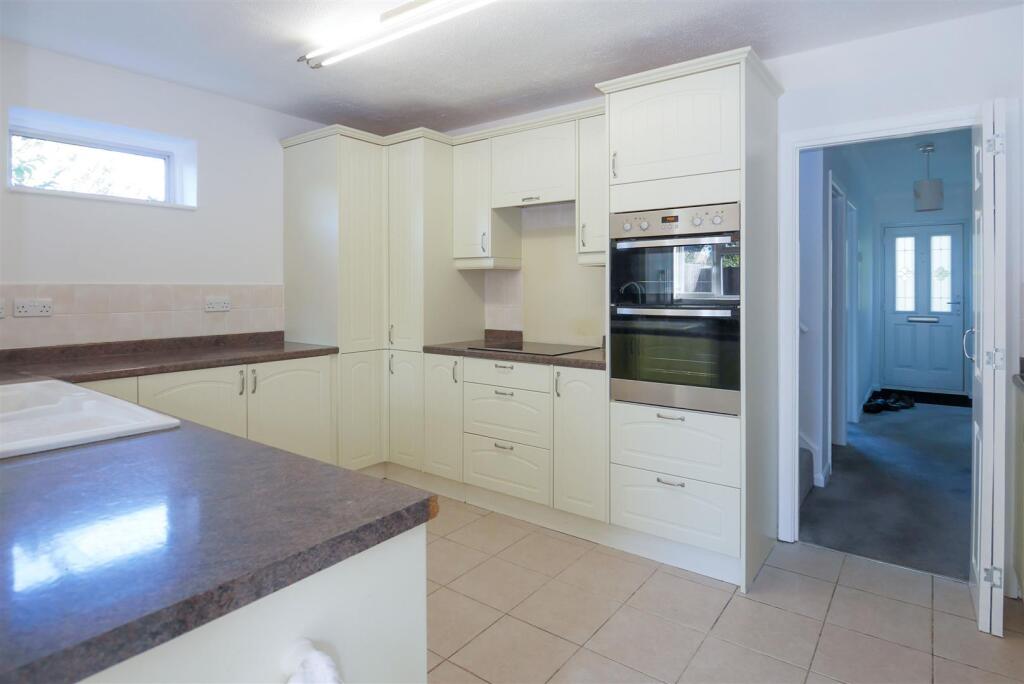 House in Brighton - View 5