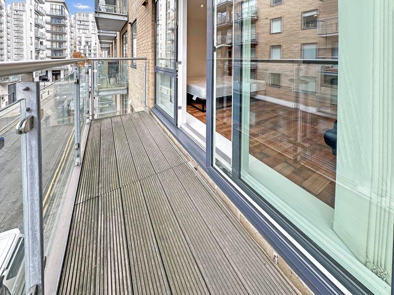 Studio flat for rent