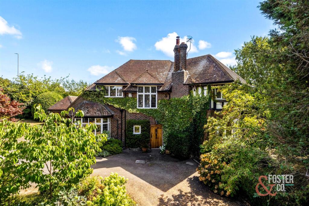 Main image of property: Dyke Road Avenue, Hove