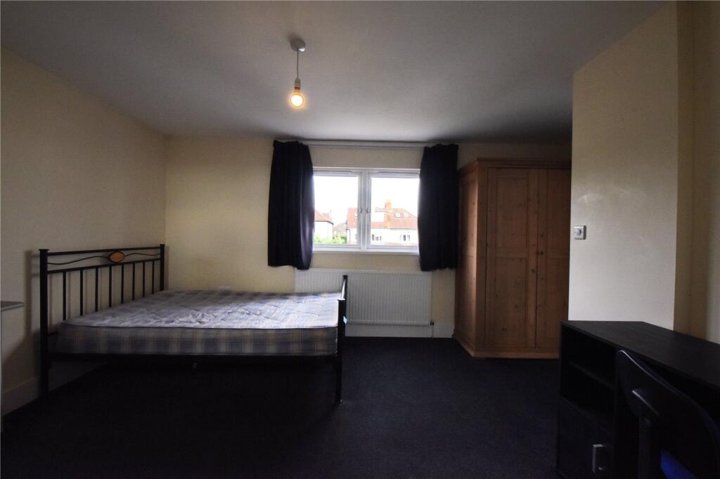 5 bedroom house for rent