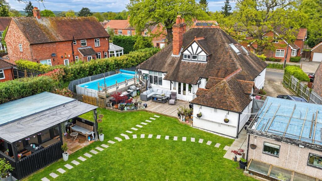 Main image of property: Armour Hill, Tilehurst, RG31