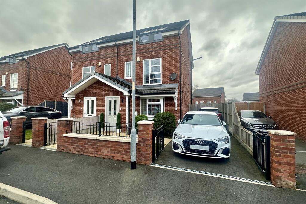 Main image of property: Jenner Road, Manchester