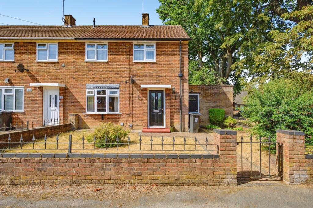 Main image of property: Everest Way, Hemel Hempstead