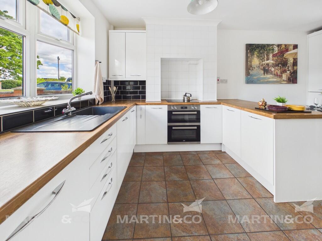 Crossfield Lane , Skellow - View 5