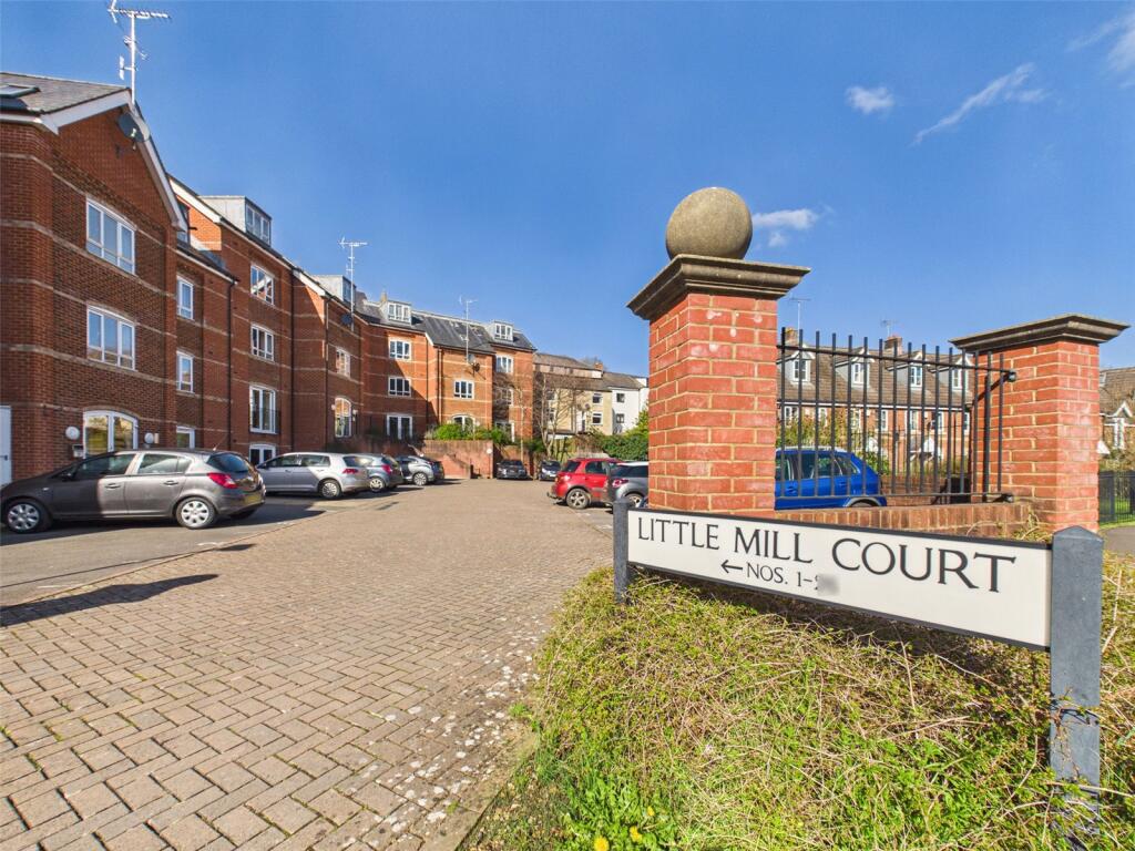 Main image of property: Little Mill Court, Stroud, Gloucestershire, GL5