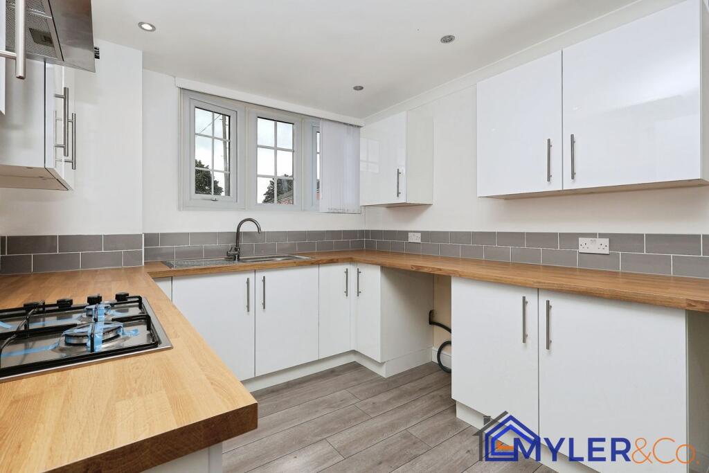 House in Widnes, Halton - More