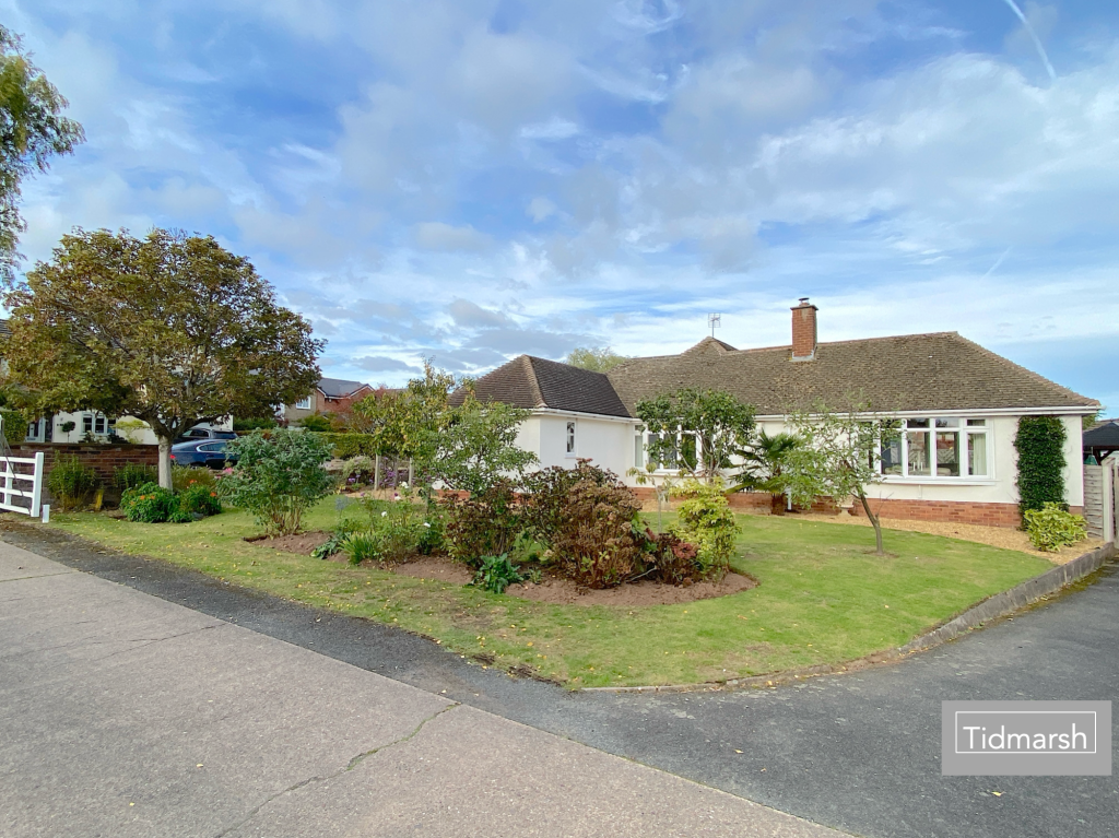11A, Crestwood Park, Brewood, Staffordshire ST19 9JD photo 2