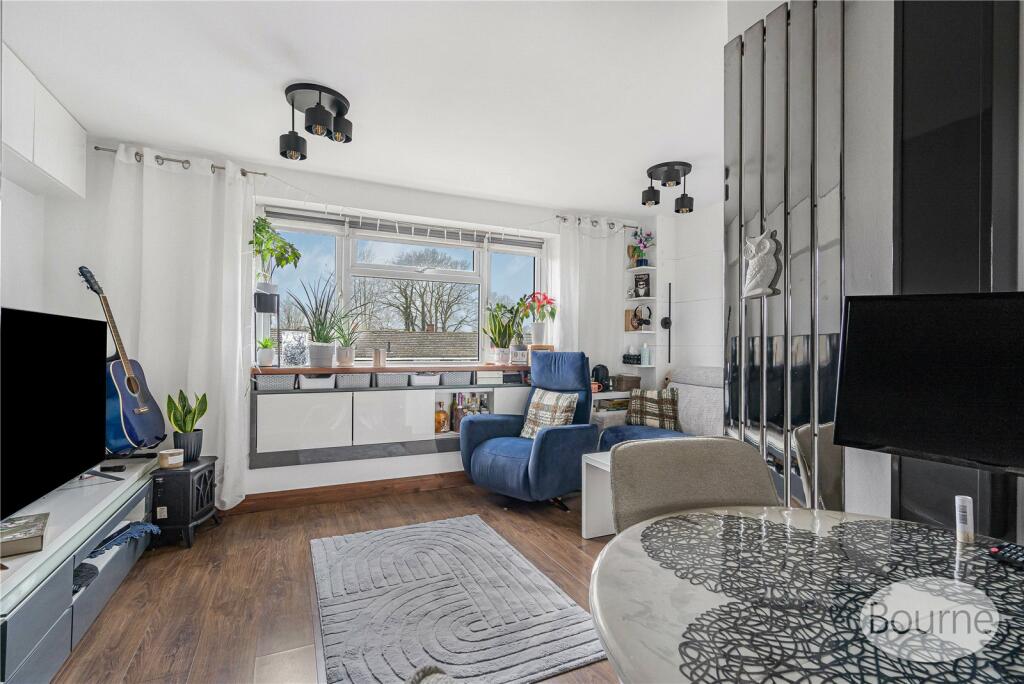 Main image of property: Colliers Close, Goldsworth Park, Woking, Surrey, GU21