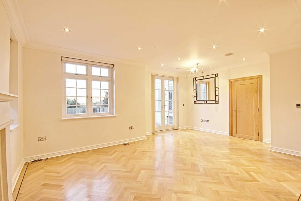 House in London - View 5