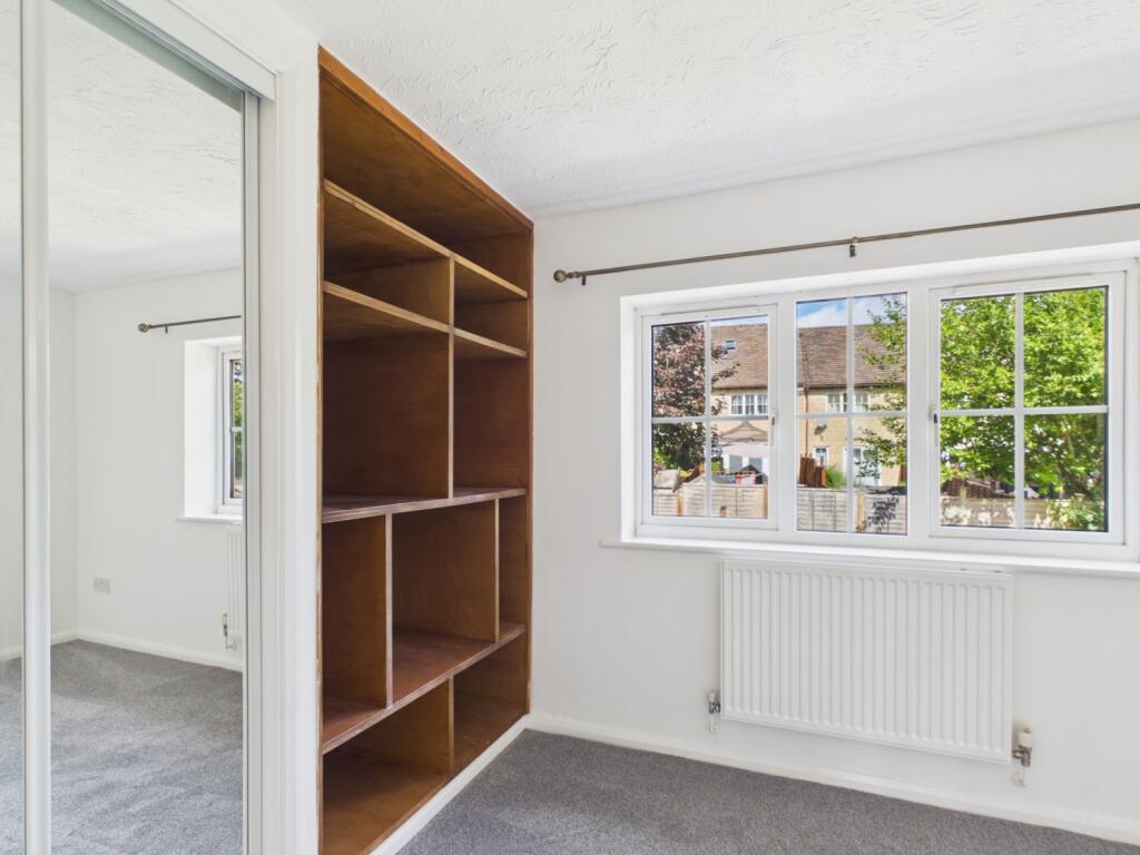 House in Stroud, Bussage, Chalford - More
