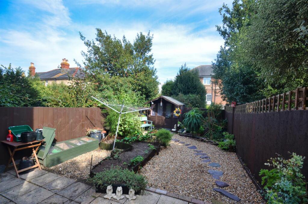 House in Portsmouth - View 4