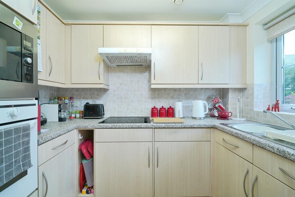 Additional image 16 of Stratford Road, Hall Green, Birmingham