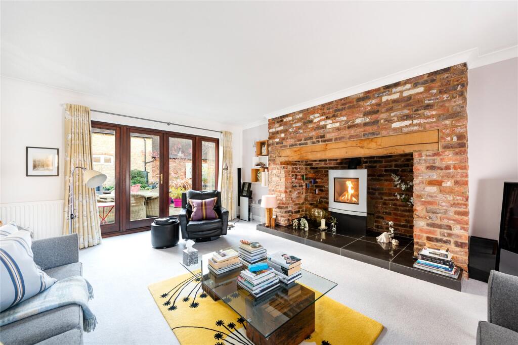 Spring Lane, Olney, Buckinghamshire, MK46 photo 4