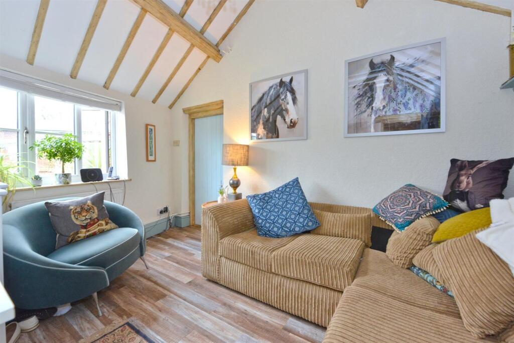 House in Baschurch, Shropshire - View 4