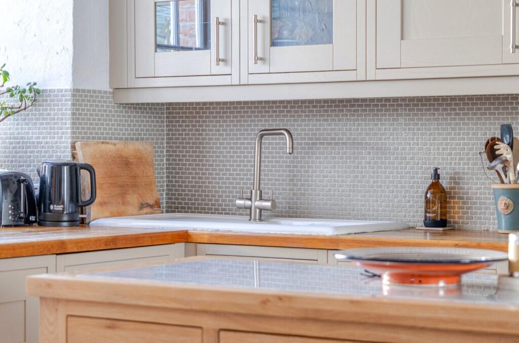 House in Exeter, Topsham - View 3