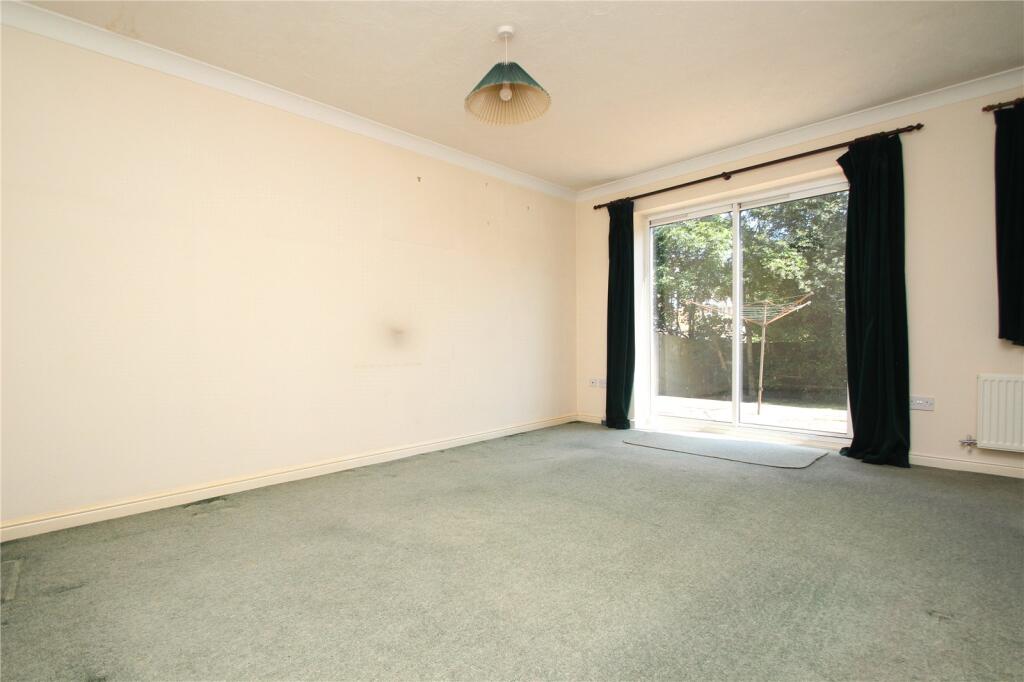 Barbel Avenue, Basingstoke, Hampshire, RG21 photo 4