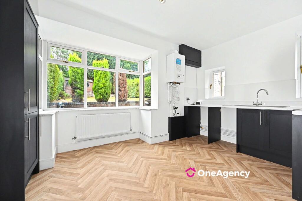 House in Stoke-on-Trent - View 5