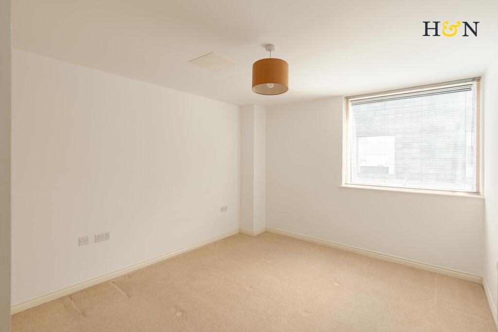 Apartment in Brighton - More