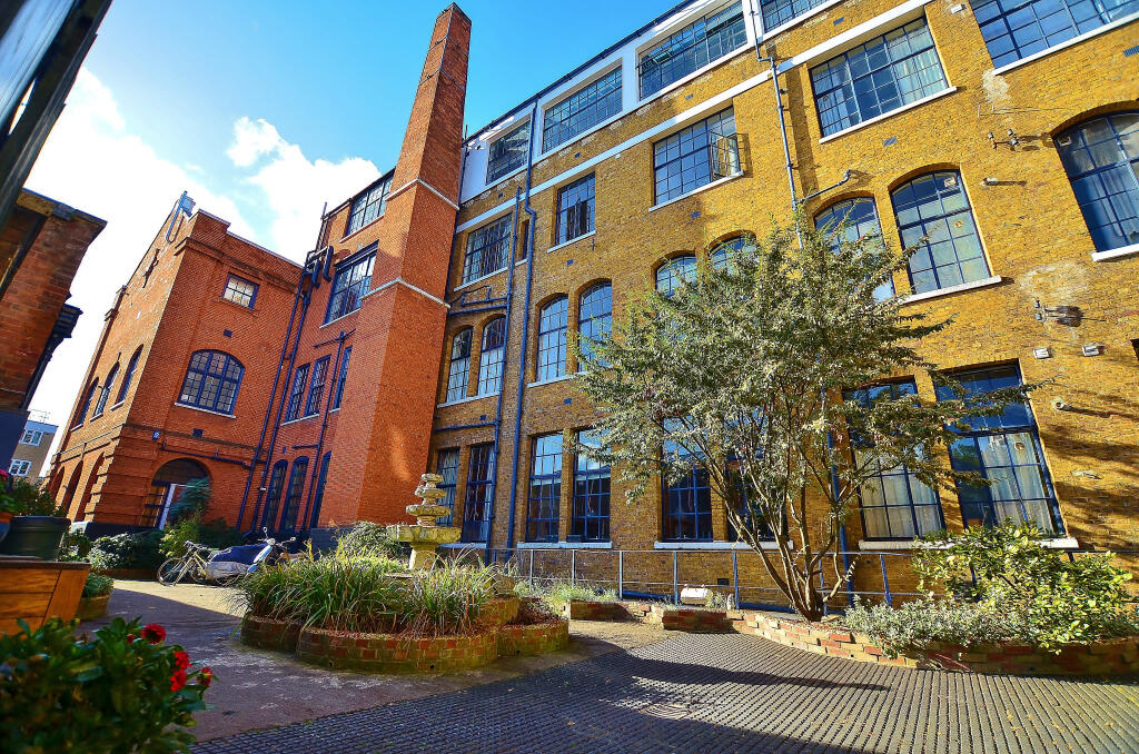 Main image of property: Dalston Lane, London, E8