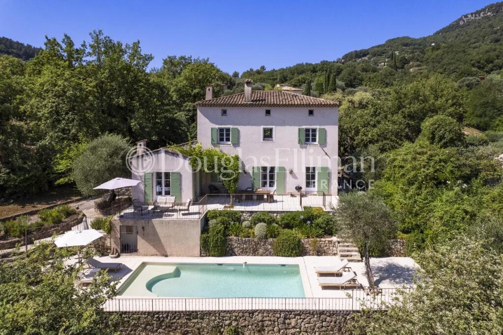 Main image of property: Provence-Alps-Cote d`Azur, Alpes-Maritimes, Chateauneuf De Grasse