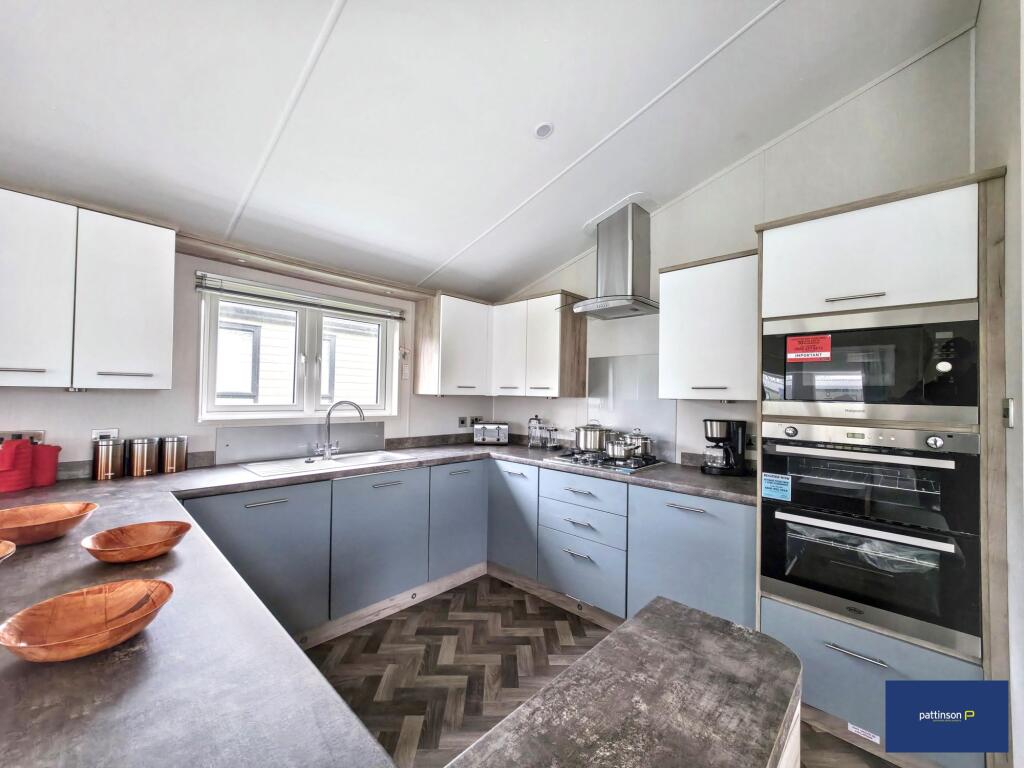 Lowgate, Hexham, Northumberland, NE46 2NN photo 3