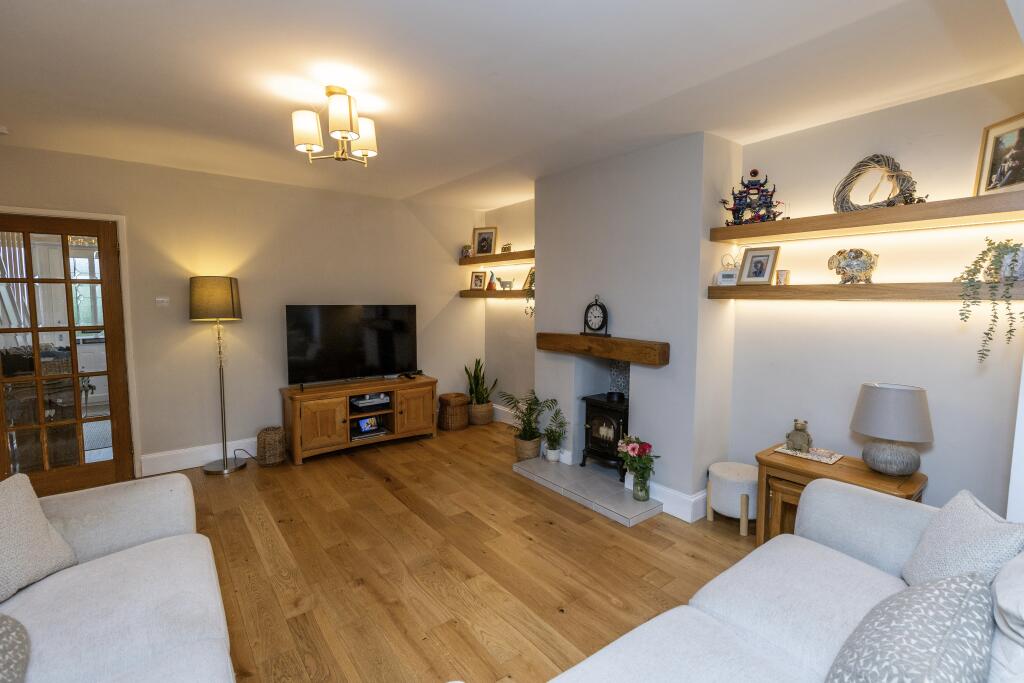 Bryn Gryffydd, Wrexham, LL12 photo 3