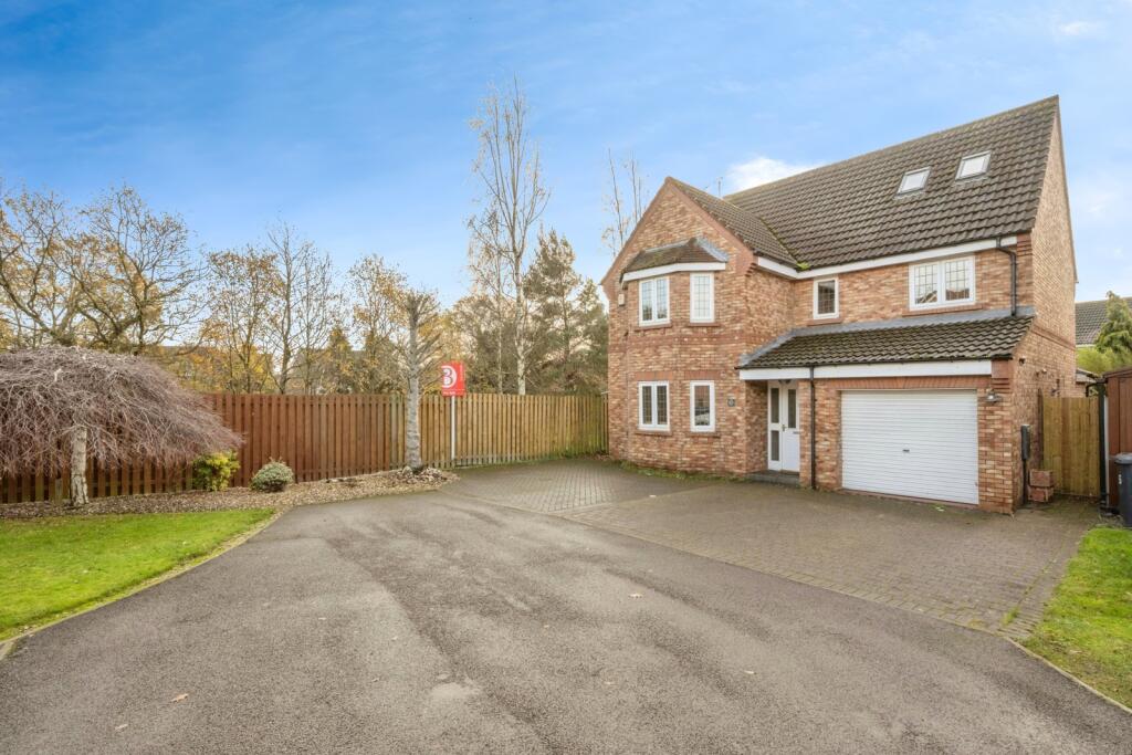 Main image of property: Kentmere Drive, Doncaster, South Yorkshire, DN4
