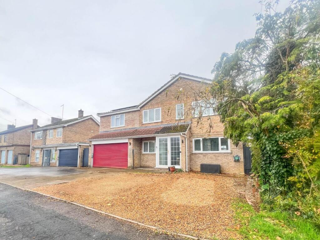 6-bed detached on Royce Road, Alwalton, Peterborough, £485,000