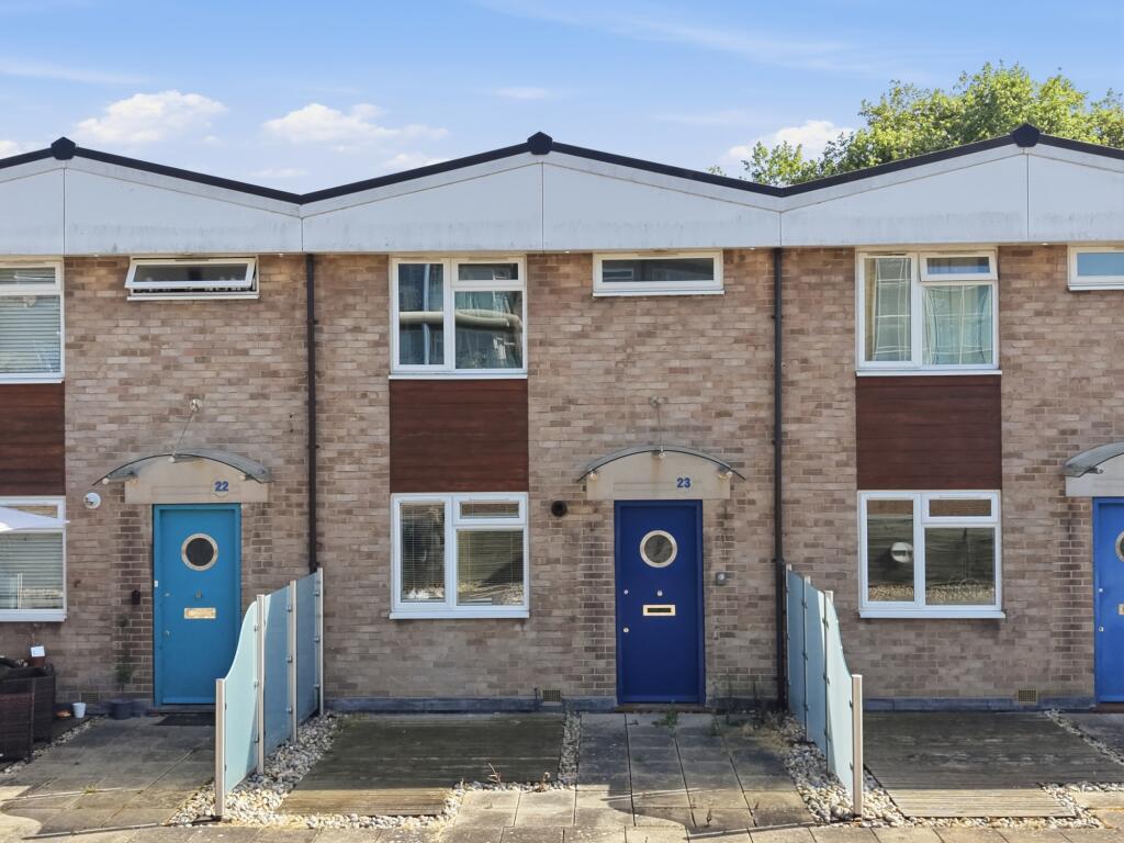 Main image of property: The Vineyards, Great Baddow, Chelmsford, Essex