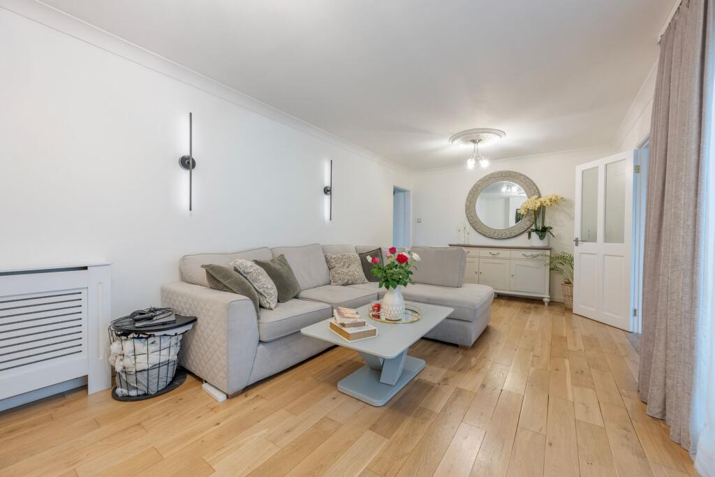 House in Thetford - More