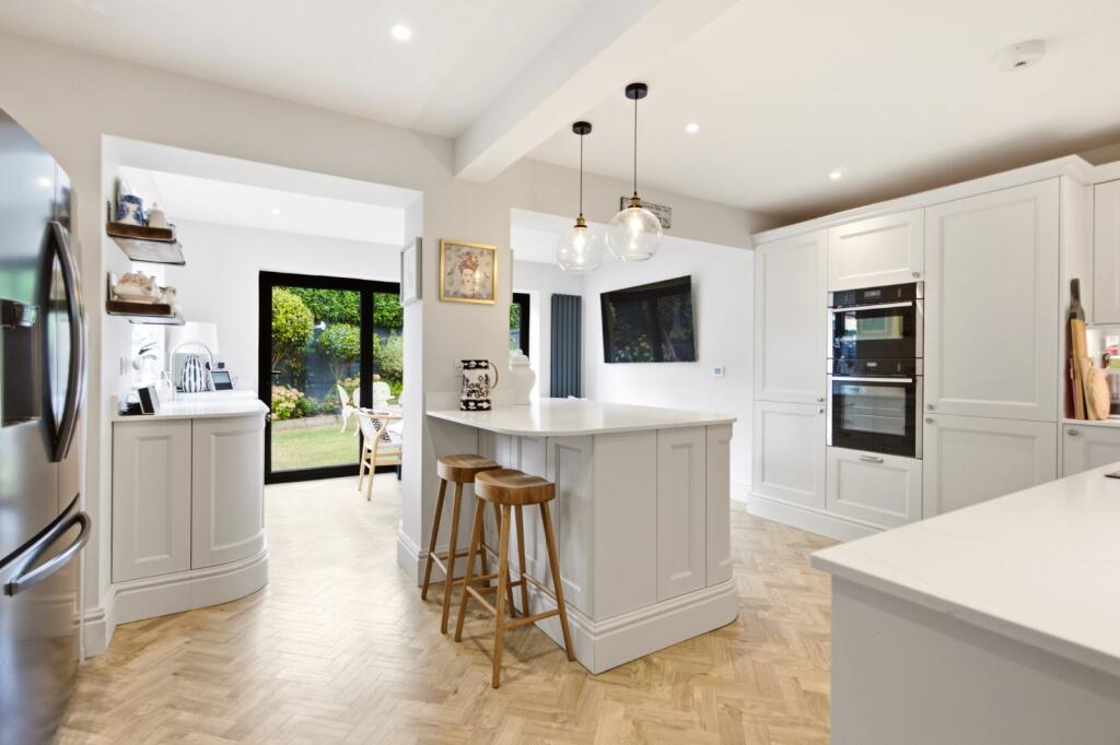 House in St Albans, St Stephen - View 2