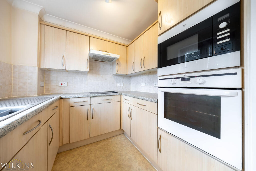 Apartment in Sutton Coldfield - More