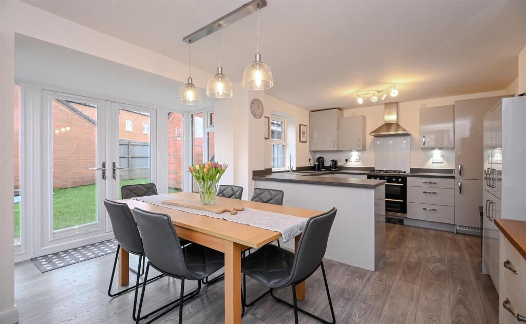 Rook Drive, Burton on Trent, DE13 image 3