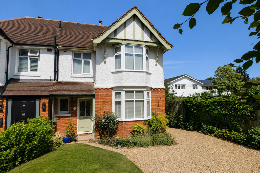 Beechwood Avenue, Tilehurst, Reading