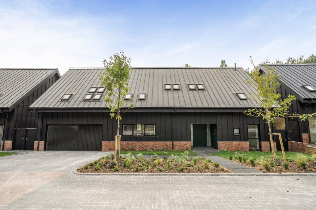 Main image of property: Knowle Lane, Horton Heath, Hampshire, SO50