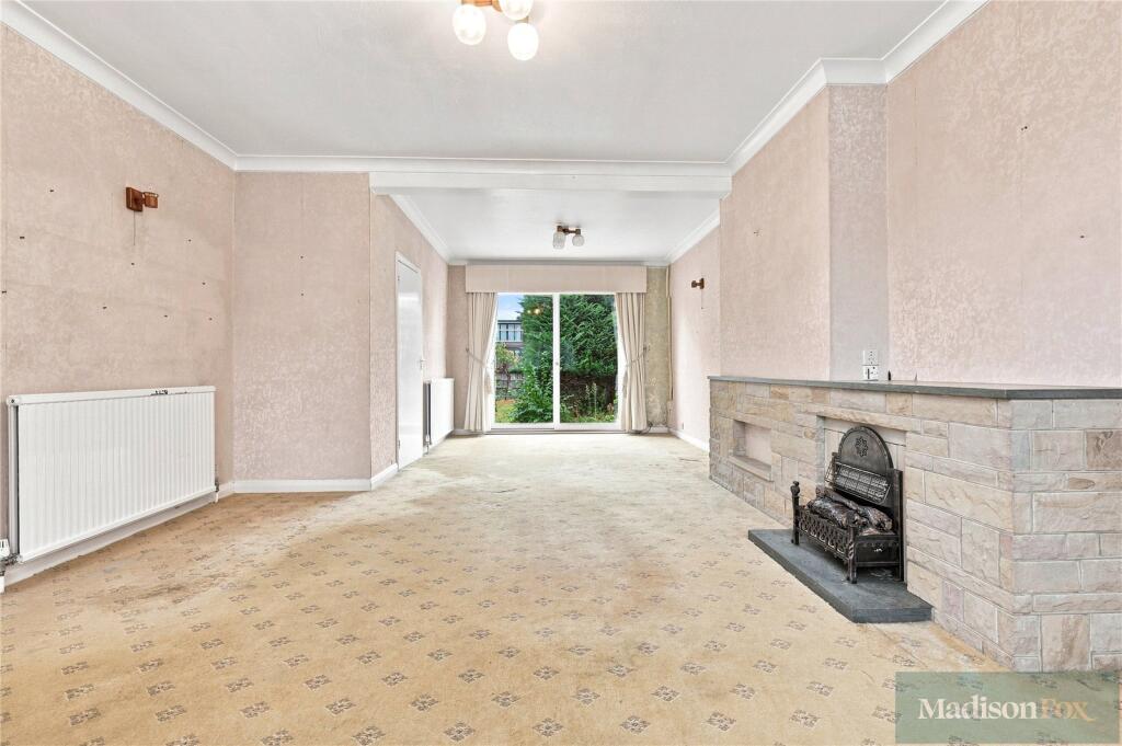 House in Epping Forest, Grange Hill, Chigwell - View 3