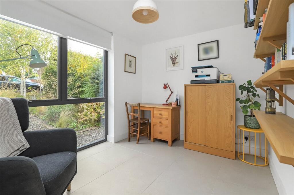 House in Southampton - View 5