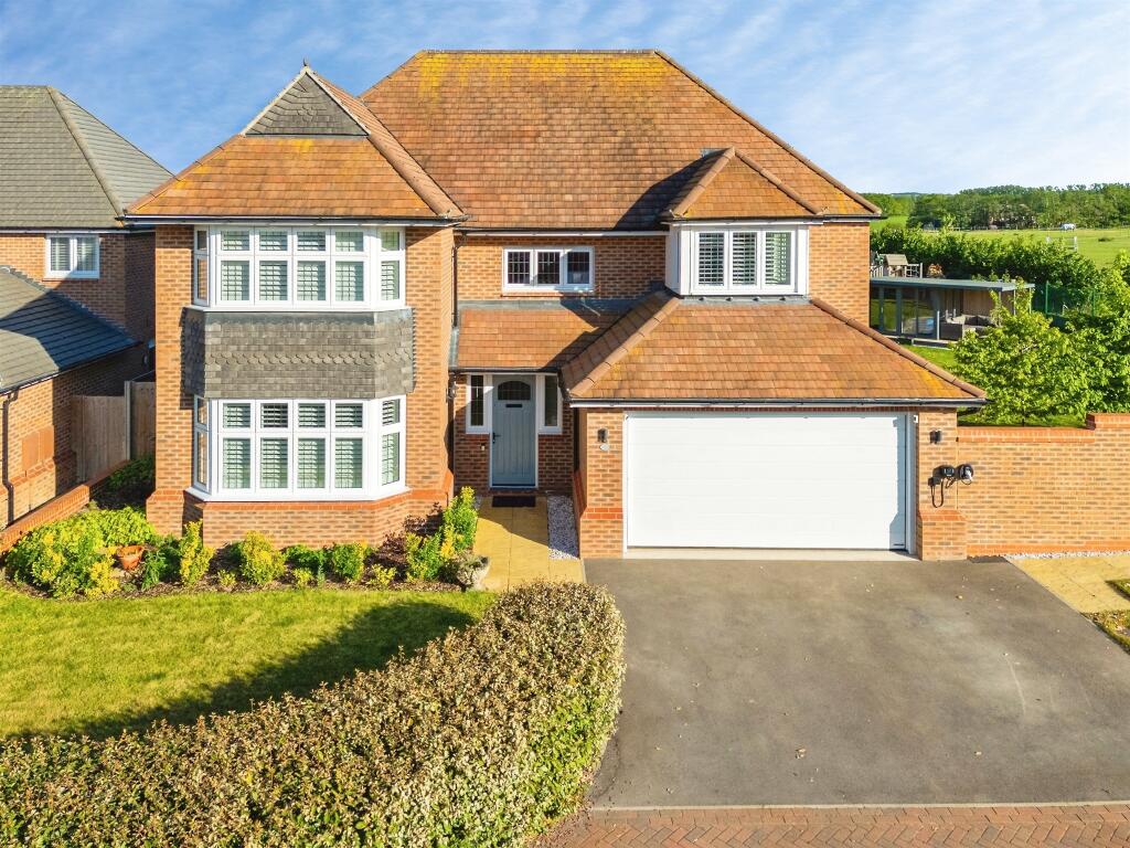 Main image of property: Grandy Crescent, Milton, ABINGDON