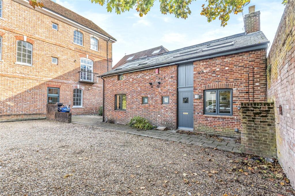 Main image of property: St. Thomas Street, Winchester, Hampshire, SO23