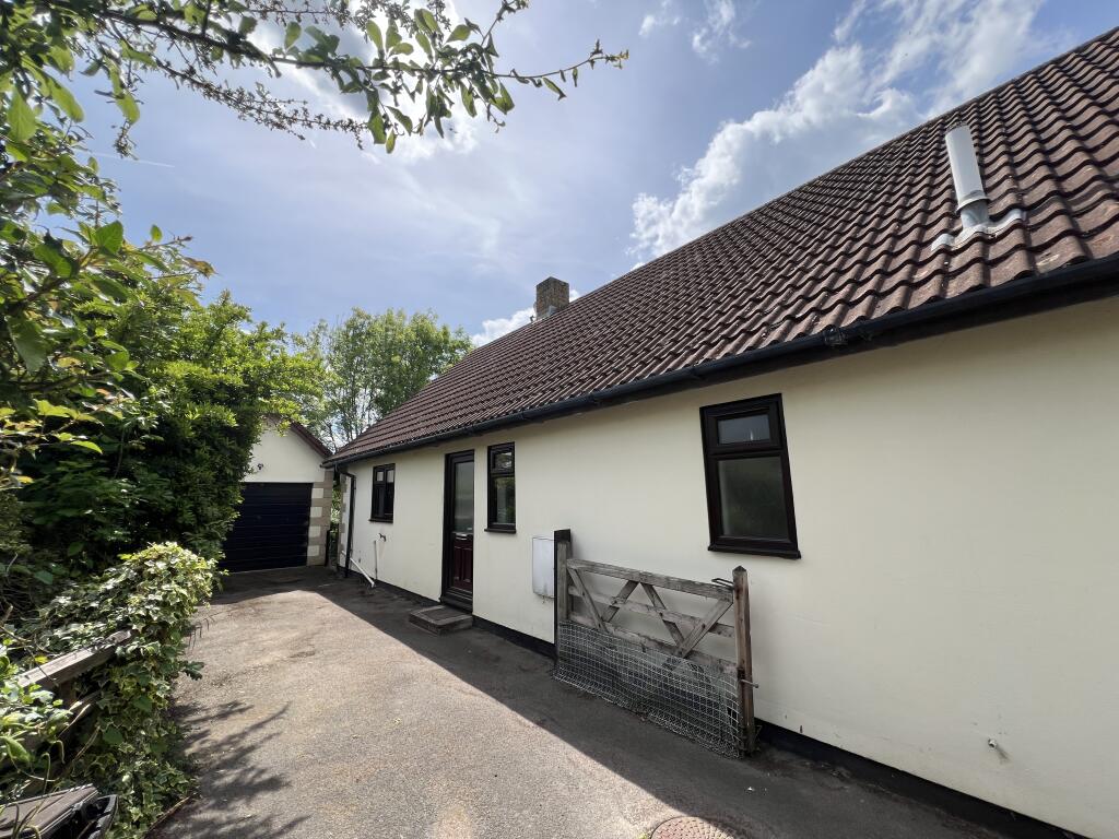 Main image of property: Brambles, Old Farm Court, Blackford, Wedmore, Somerset, BS28 4NY