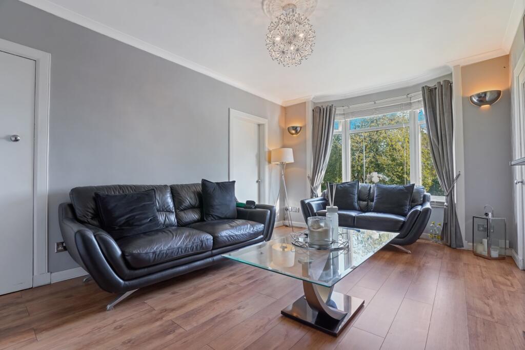 Apartment in Glasgow, South Lanarkshire - View 5