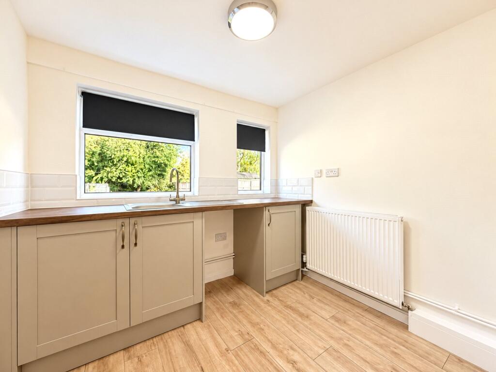 House in Leeds, West Yorkshire - View 5