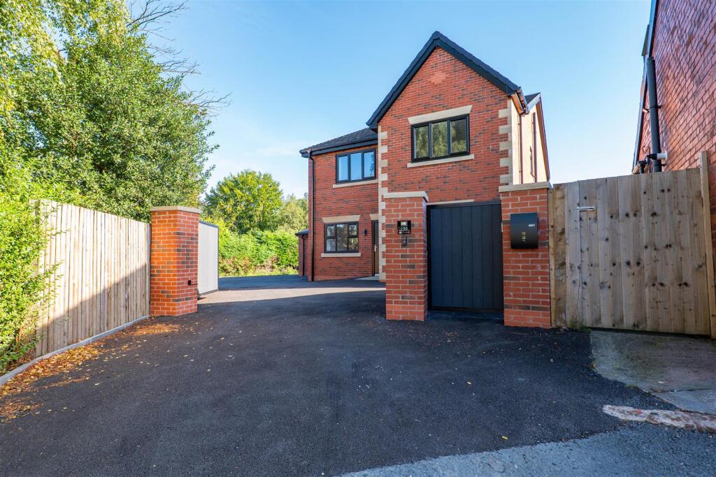 House in South Ribble, Lancashire - More