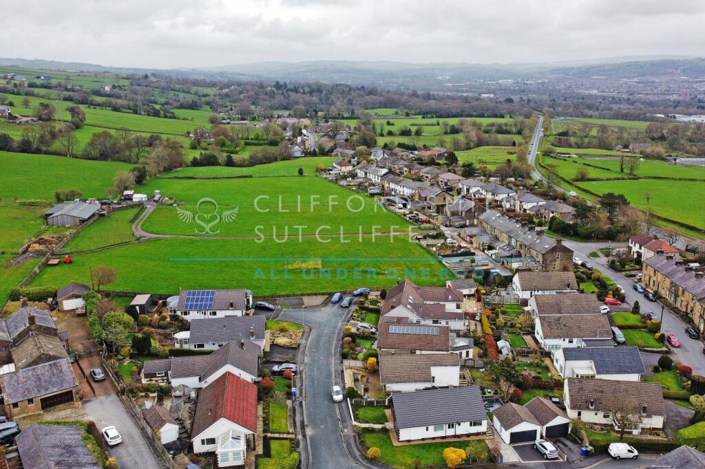 Additional image 25 of Pendle Lane, Fence