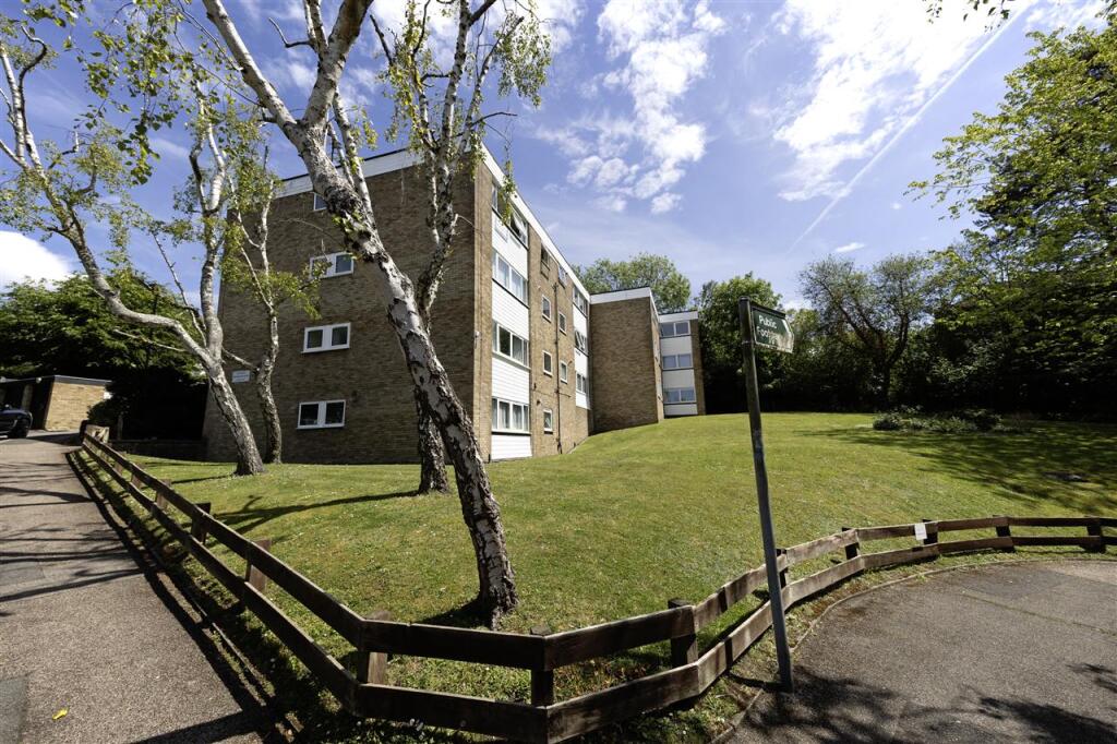 Main image of property: Reddington Close, Sanderstead
