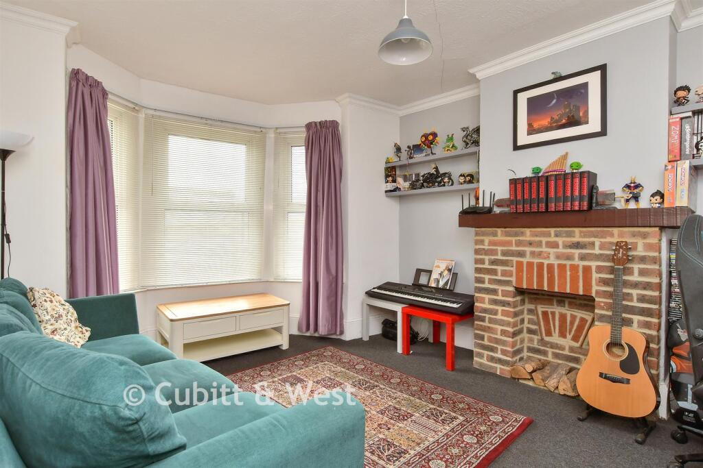 Apartment in Brighton - View 2