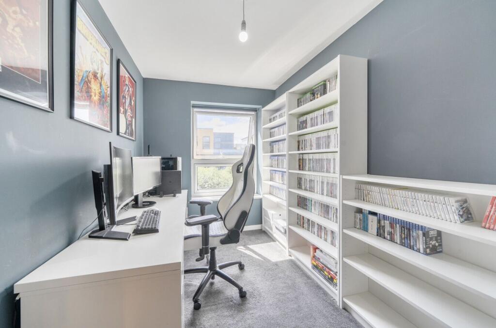 Apartment in London - More