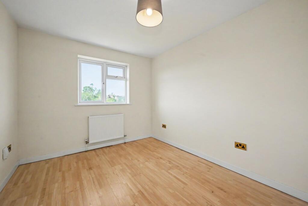 House in Reading - View 4