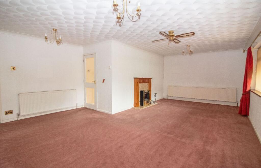 Hazleton Way, Horndean, PO8 9DX photo 2